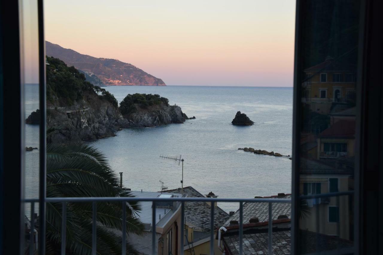 Apt. With An Exciting View モンテロッソ・アル・マーレ エクステリア 写真